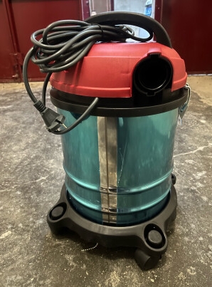 揚(yáng)子吸塵器15L1400W